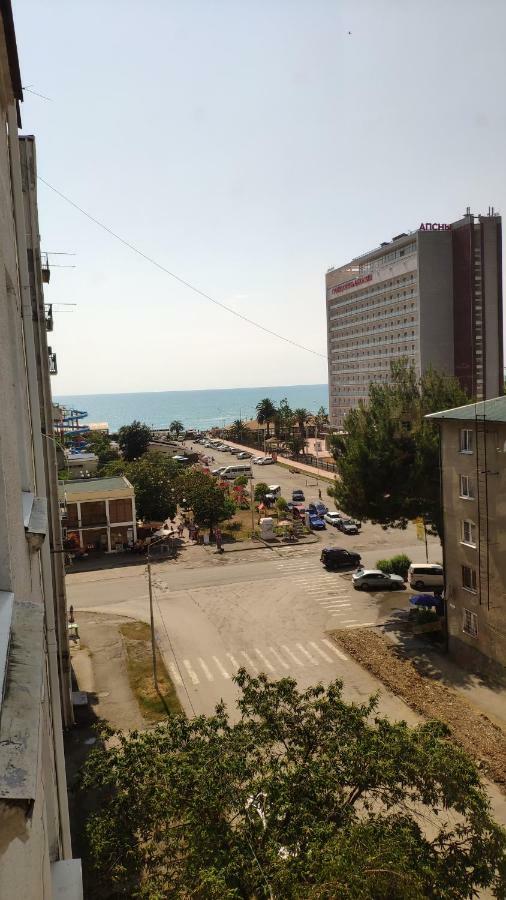 Улица Абазгаа Апартаменты Gagra Exteriér fotografie